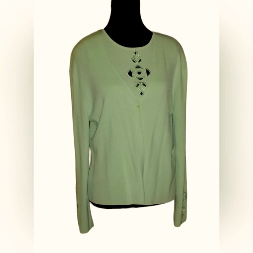 Venti sweater set with delicate cutouts.